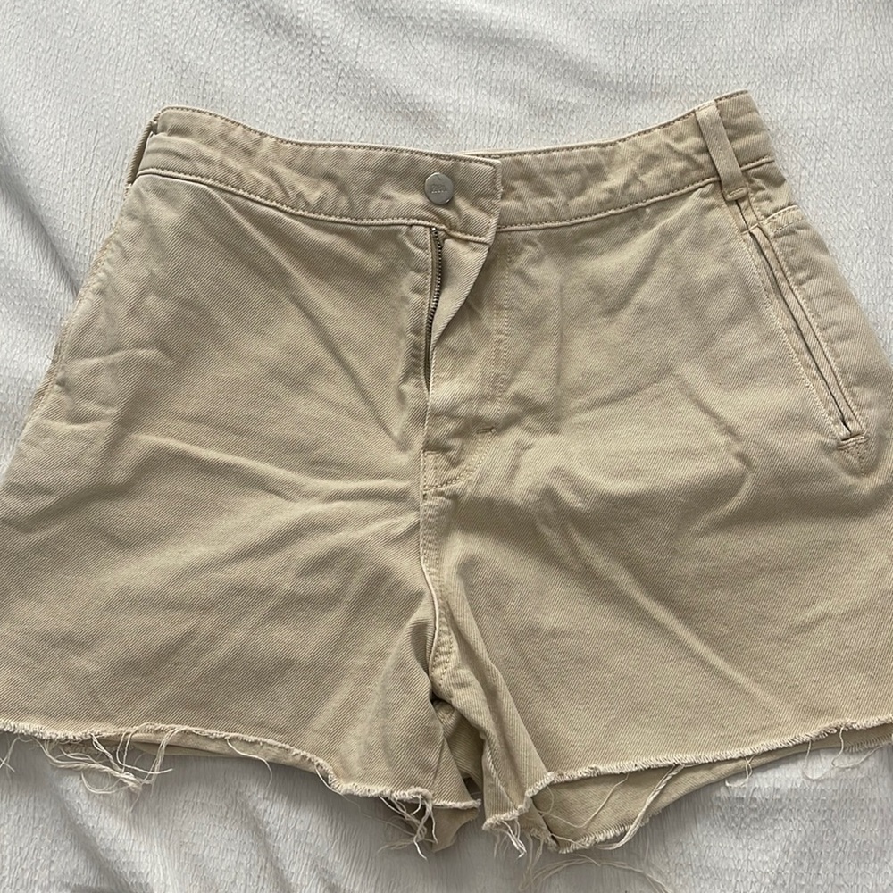 ZARA SHORTS Size 6
